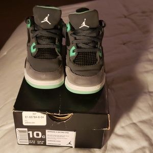 Jordan 4 retro